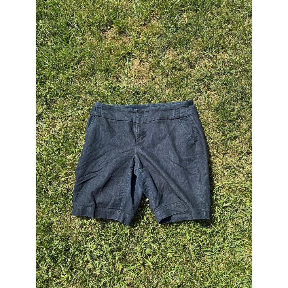 Roz & Ali Lightweight Blue Denim Jean Shorts Woman Size 16